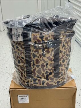 Yeti M20 Wetlands Camo | New With Tags